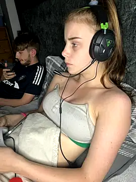 VioletxBlue online show from 10-09-25, 08:09