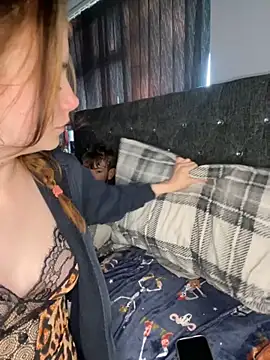 VioletxBlue online show from 09-16-25, 07:20