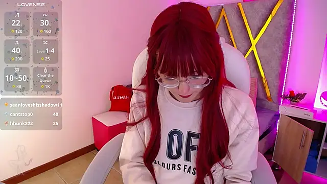 Snapshot of SussanHottye1_ chatting on 03-03-25, 02:06 SussanHottye1 online show from 03-03-25, 02:06