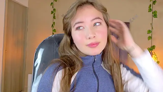 Dahlia Rousse online show from 03-08-26, 09:01