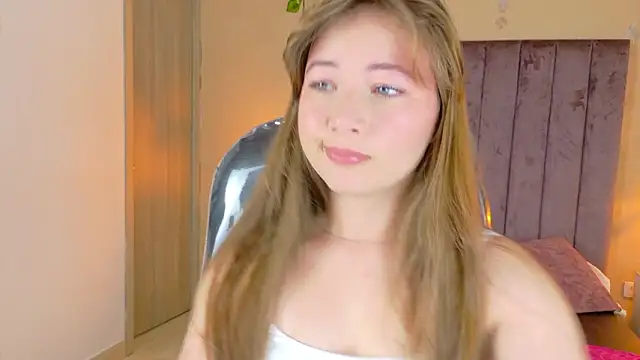 Snapshot of Dahlia_Rousse chatting on 02-21-26, 01:57 Dahlia Rousse online show from 02-21-26, 01:57