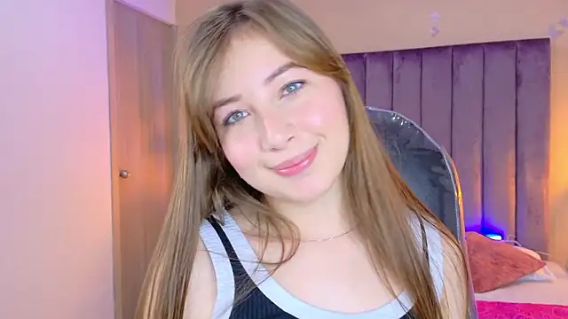 Dahlia Rousse online show from 03-25-26, 01:17