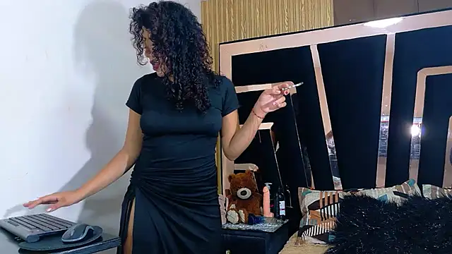 SolEvanss online show from 09-24-25, 01:17