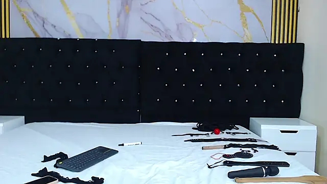 SalomeSimonz online show from 03-11-26, 07:52