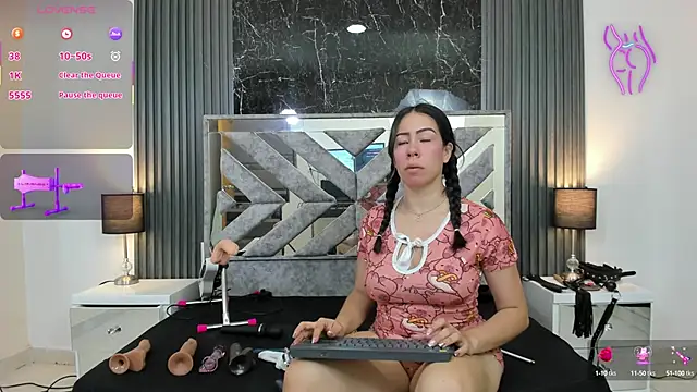 SalomeSimonz online show from 09-18-25, 07:50