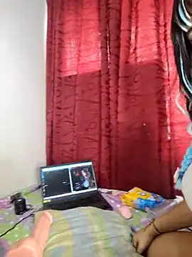 Snapshot of lunitasexy chatting on 02-28-25, 12:52 lunitasexy online show from 02-28-25, 12:52