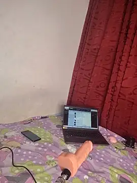 Snapshot of lunitasexy chatting on 02-27-25, 12:34 lunitasexy online show from 02-27-25, 12:34