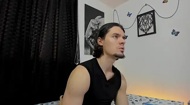 Snapshot of maxi_styles chatting on 03-11-25, 08:53 maxi styles online show from 03-11-25, 08:53