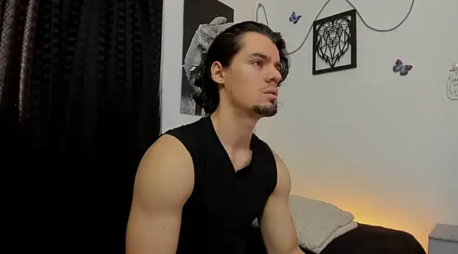 Snapshot of maxi_styles chatting on 02-09-25, 06:16 maxi styles online show from 02-09-25, 06:16