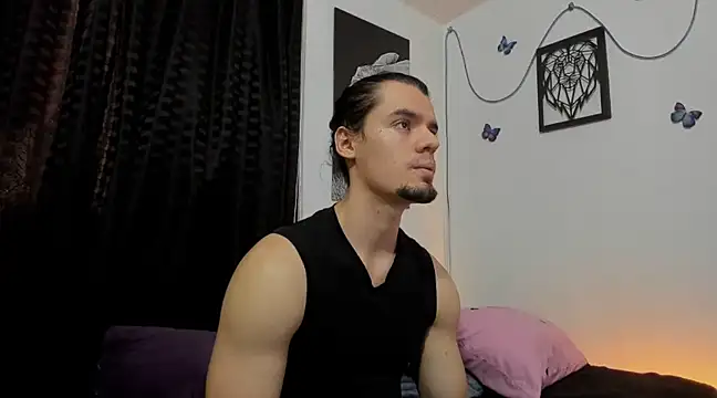 Snapshot of maxi_styles chatting on 02-20-25, 10:15 maxi styles online show from 02-20-25, 10:15