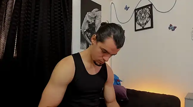 Snapshot of maxi_styles chatting on 02-03-25, 05:35 maxi styles online show from 02-03-25, 05:35