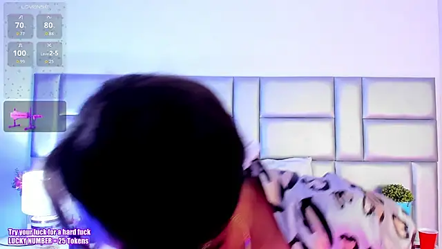 LovelyNickii online show from 10-18-25, 12:40