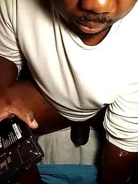 Dube501 online show from 10-28-25, 04:39