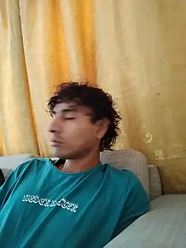Saweetieyblacksnake online show from 06-20-26, 01:05