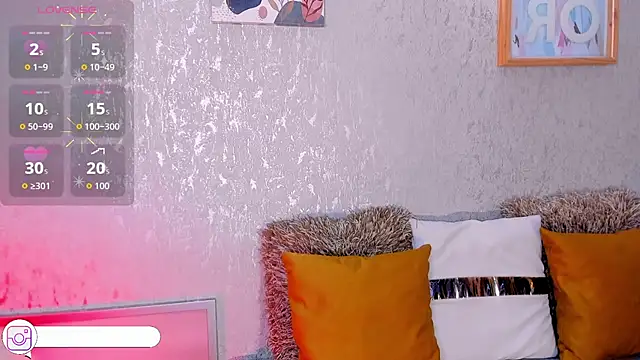 Luxury Woman online show from 02-18-26, 02:53