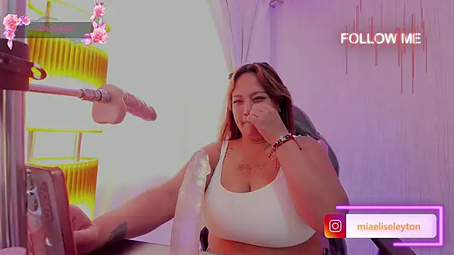 Elise-Leyton online show from 09-12-25, 02:39