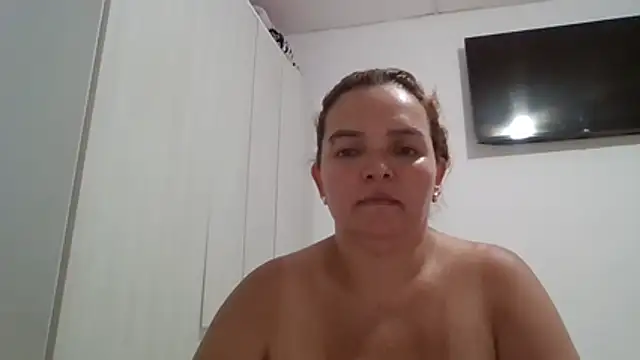 squirtlatinx online show from 05-15-26, 01:03