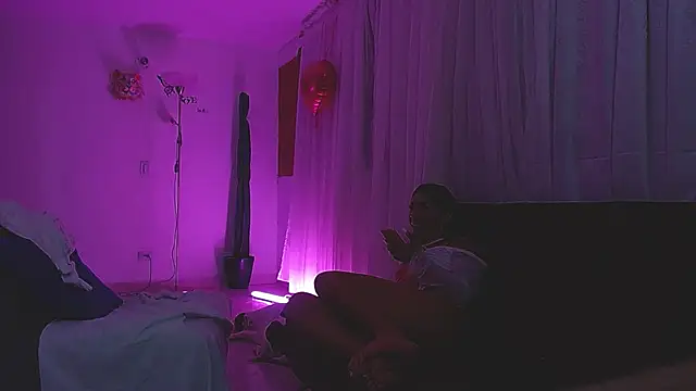 Katalina Rosee online show from 03-19-25, 01:10