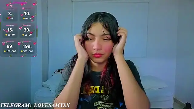 Lovelyamyy online show from 04-28-26, 02:27