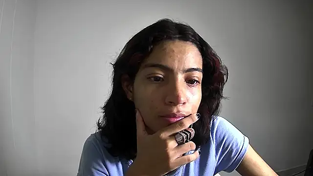 Snapshot of Lovelyamyy chatting on 03-04-25, 02:21 Lovelyamyy online show from 03-04-25, 02:21