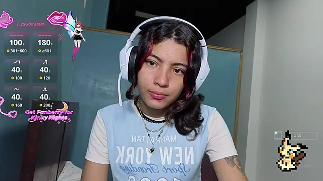 Lovelyamyy online show from 10-28-25, 02:01