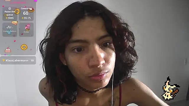 Snapshot of Lovelyamyy chatting on 03-08-25, 08:22 Lovelyamyy online show from 03-08-25, 08:22
