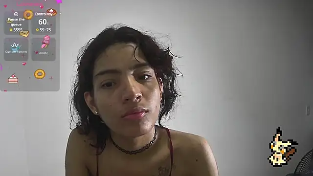 Snapshot of Lovelyamyy chatting on 03-08-25, 05:17 Lovelyamyy online show from 03-08-25, 05:17