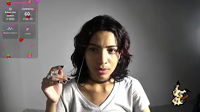 Snapshot of Lovelyamyy chatting on 02-28-25, 05:04 Lovelyamyy online show from 02-28-25, 05:04