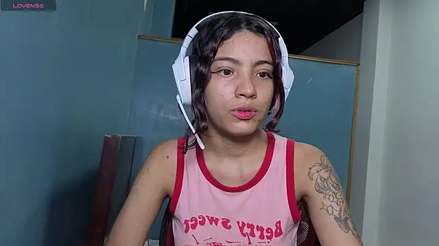 Lovelyamyy online show from 11-12-25, 02:26