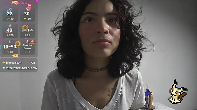 Snapshot of Lovelyamyy chatting on 03-18-25, 03:34 Lovelyamyy online show from 03-18-25, 03:34