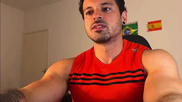 Snapshot of Lucasfit24 chatting on 07-10-26, 03:17 Lucasfit24 online show from 07-10-26, 03:17