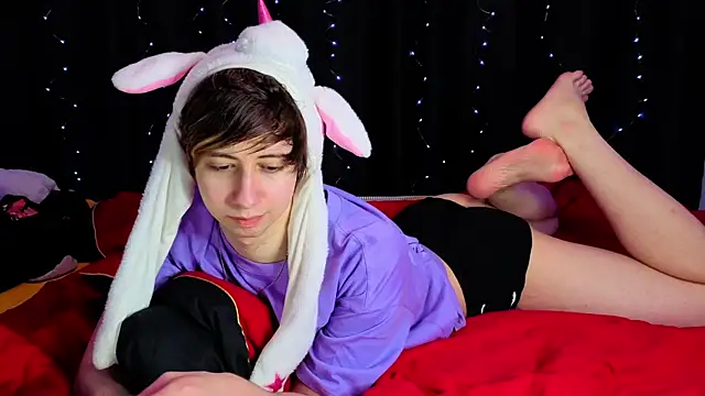 Timothy Fox online show from 10-15-25, 02:21