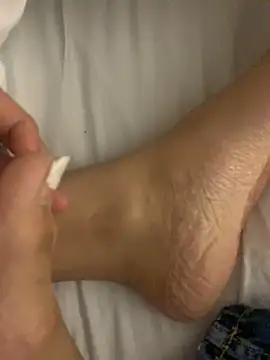 bratty nina online show from 01-25-25, 11:54