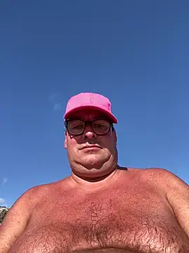 MountJohnXL online show from 12-20-25, 03:37