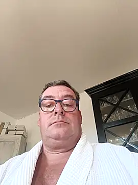 MountJohnXL online show from 04-06-26, 03:24