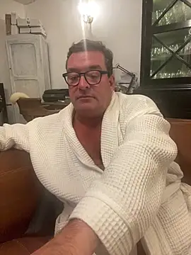 MountJohnXL online show from 04-12-26, 12:03