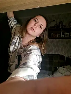 Melenka online show from 02-26-25, 01:14