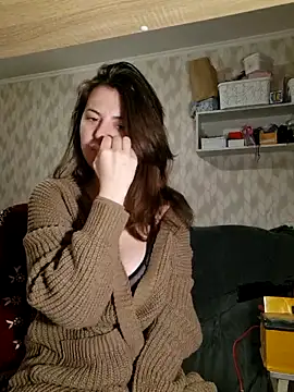 Snapshot of Melenka chatting on 02-08-26, 10:18 Melenka online show from 02-08-26, 10:18