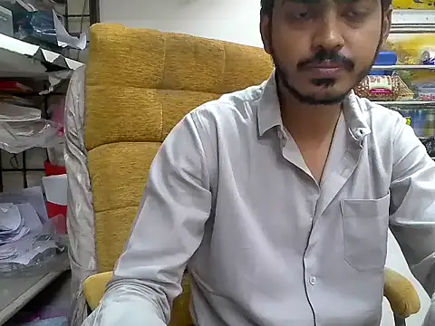 cute modell online show from 11-14-25, 12:09