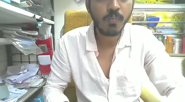 cute modell online show from 02-14-25, 12:57