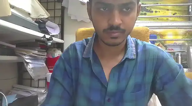 cute modell online show from 03-01-25, 12:23