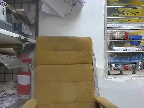 Snapshot of cute_modell chatting on 02-16-26, 12:59 cute modell online show from 02-16-26, 12:59