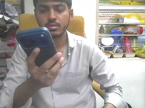 Snapshot of cute_modell chatting on 03-09-26, 01:03 cute modell online show from 03-09-26, 01:03