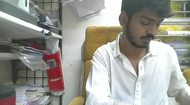 cute modell online show from 02-08-25, 12:28