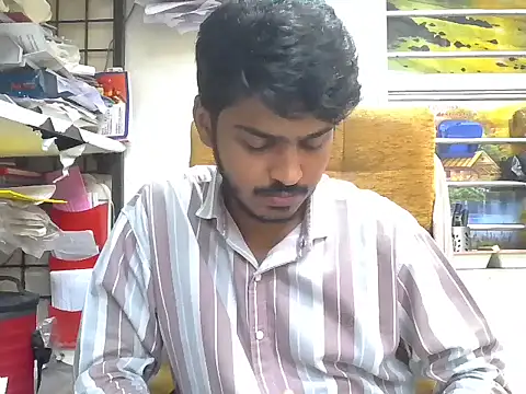 cute modell online show from 10-08-25, 12:17