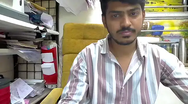 cute modell online show from 03-20-25, 12:54