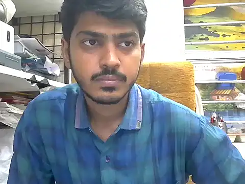 cute modell online show from 10-28-25, 12:04