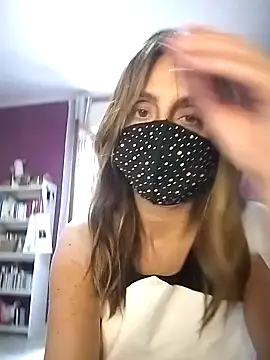 Akemi rossi online show from 09-25-25, 11:38