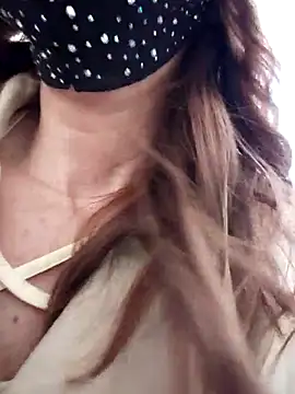 Akemi rossi online show from 04-19-26, 01:23