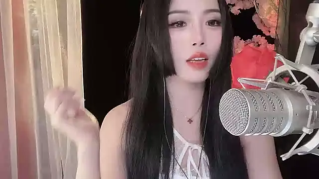 ying-love520 online show from 02-09-25, 02:07